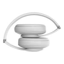 Beats Studio Pro - Wireless Bluetooth Noise Cancelling Headphones - Matte White (Renewed)