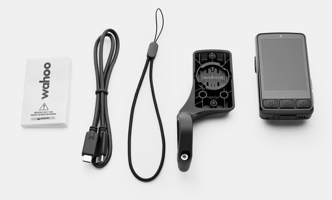 Wahoo ELEMNT ROAM V3 GPS Bike Computer with Navigation and Touchscreen