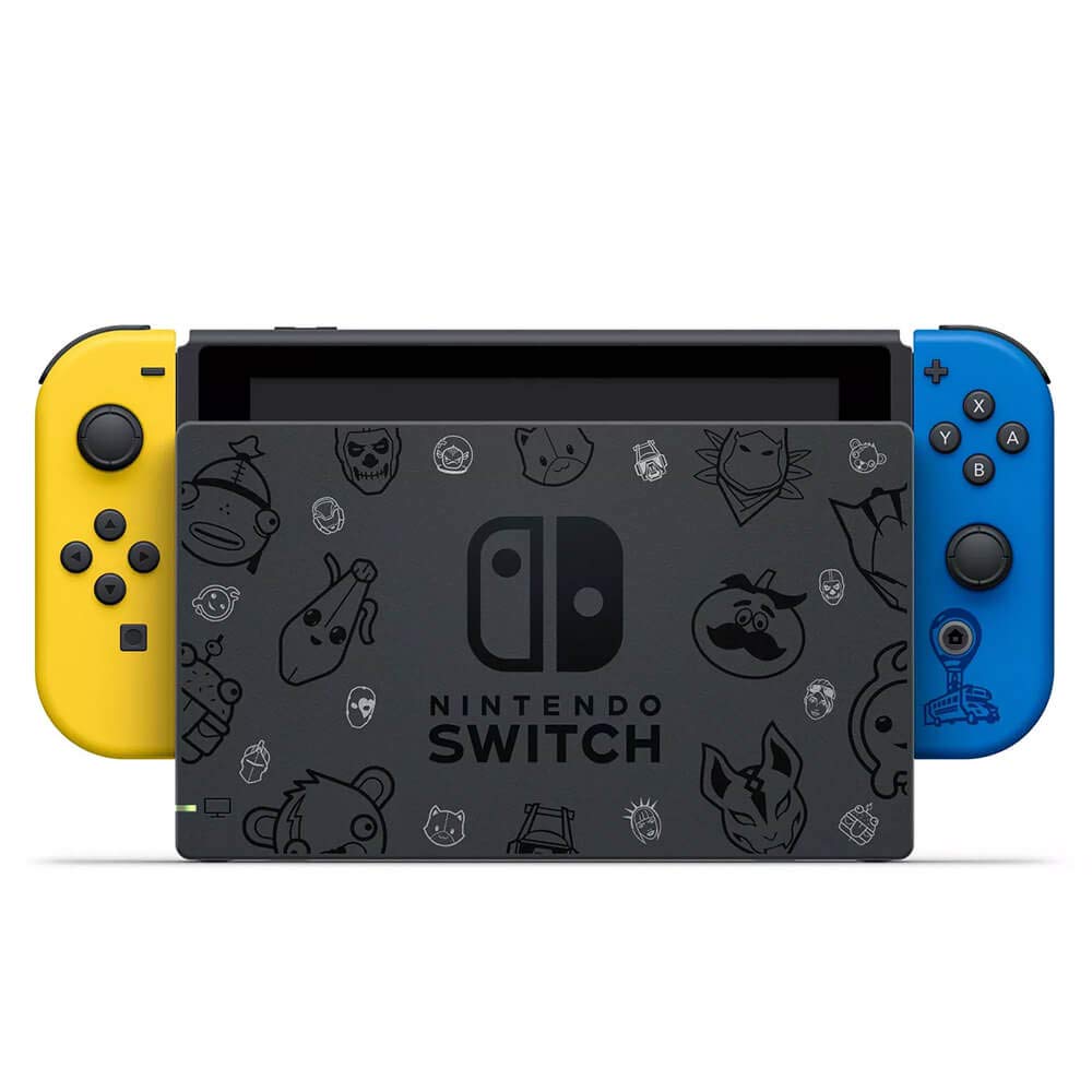 Nintendo Switch™ Fortnite Wildcat Bundle