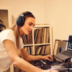 Sennheiser HD 600 Audiophile Open-Back Dynamic Wired Headphones
