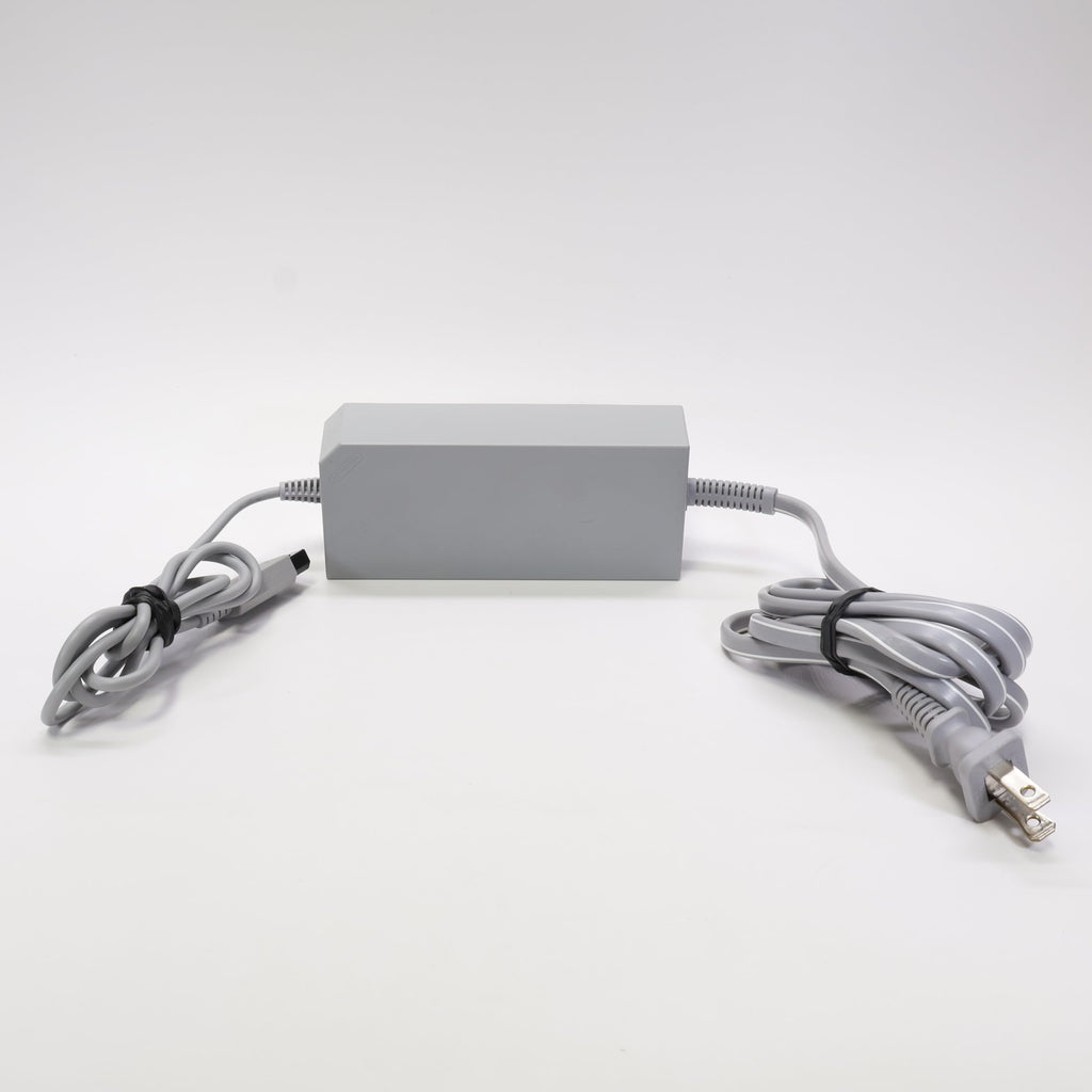 Complete Nintendo Wii Console & Display Bundle with HDMI Converter (Renewed)