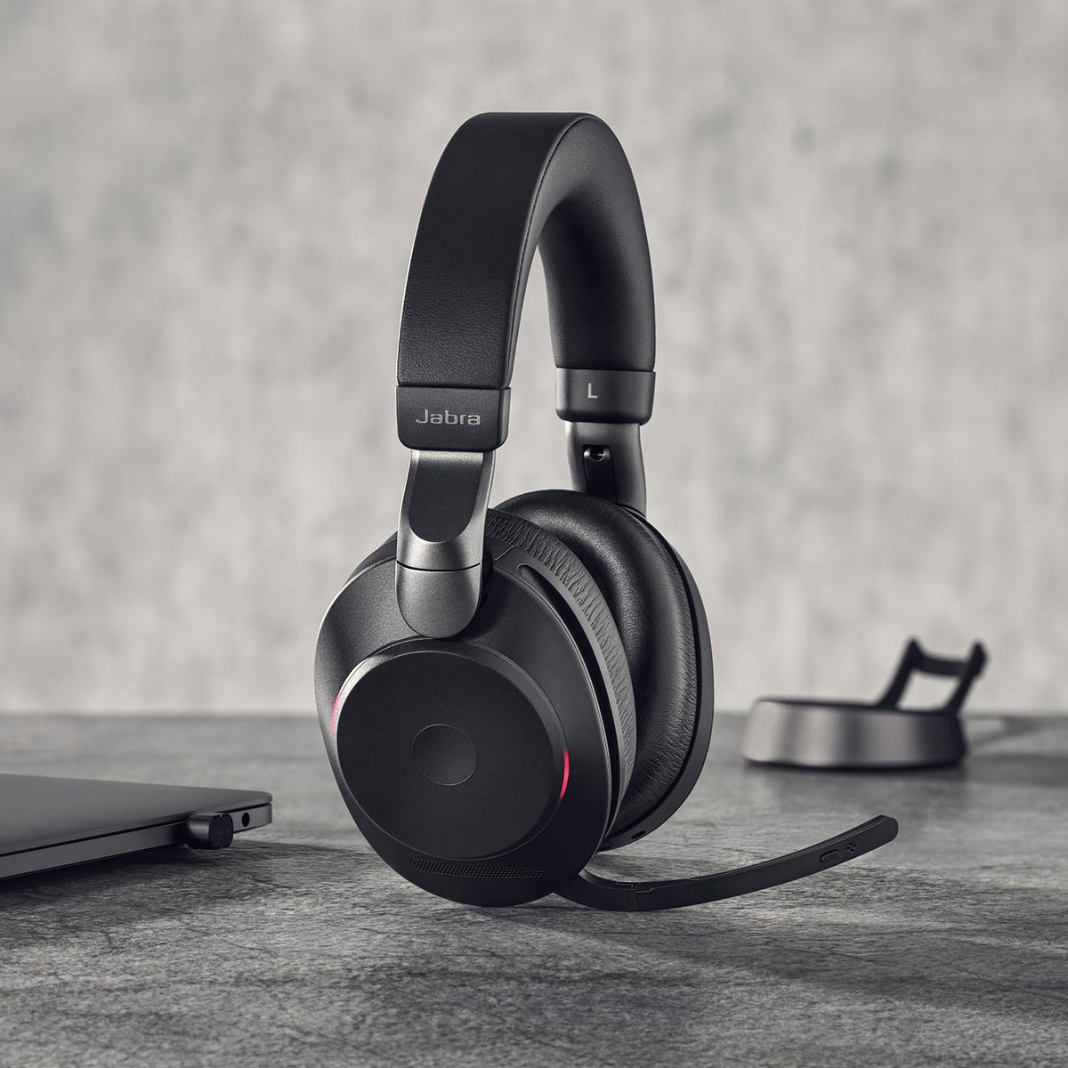 Jabra Evolve2 85 Wireless PC Headset – Noise Cancelling UC Certified Stereo Headphones with Long-Lasting Battery – USB-C Bluetooth Adapter – Black