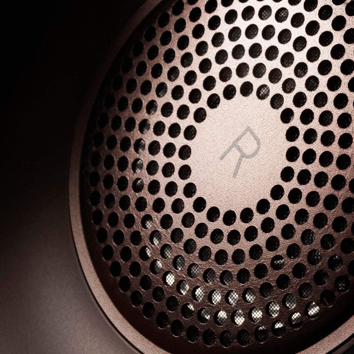 Bang & Olufsen Beoplay H95 Over-Ear Wireless Headphones - Chestnut