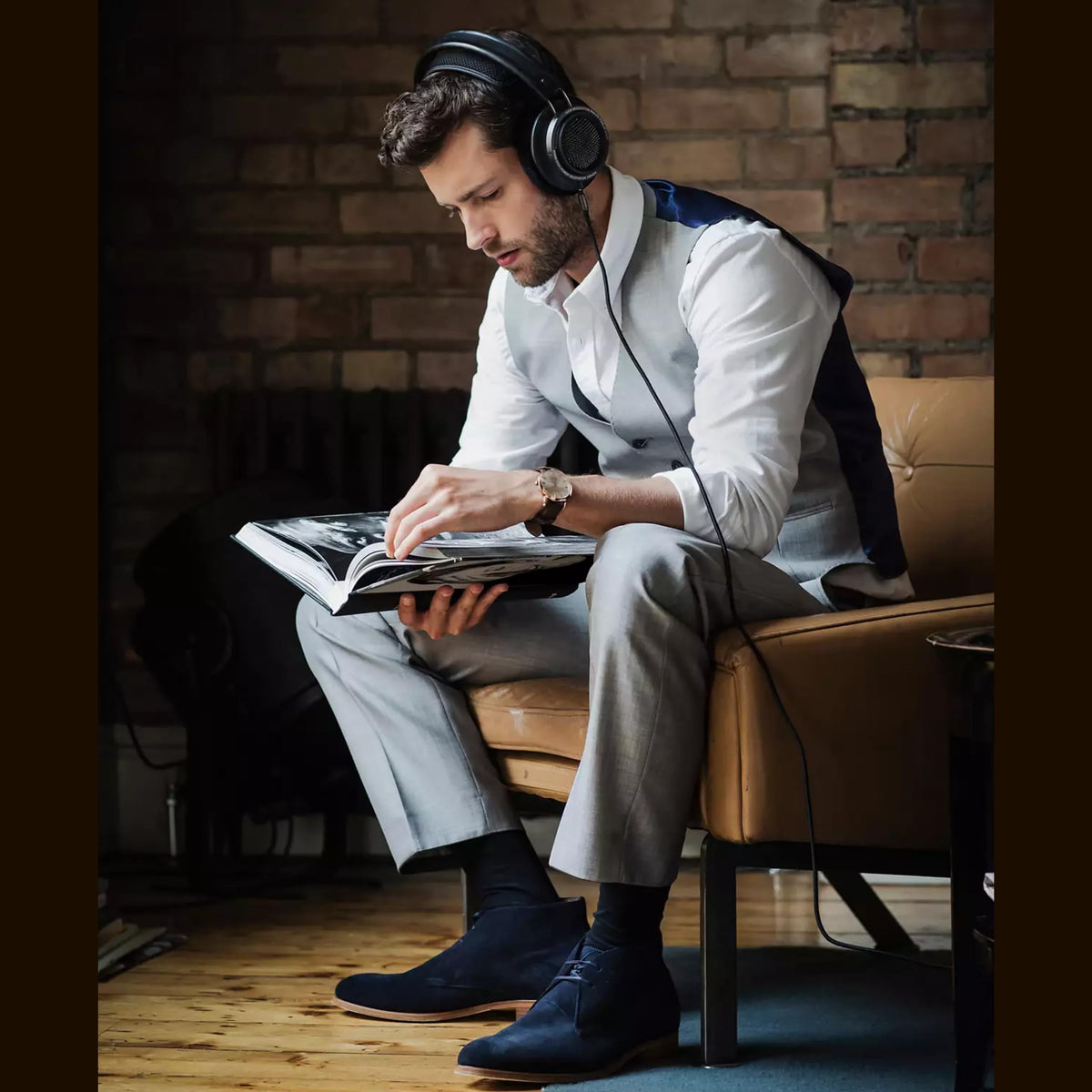 PHILIPS Fidelio X2HR Over The Ear Open Back Wired Headphone 50mm Drivers- Black Professional Studio Monitor Headphones with Detachable Cable