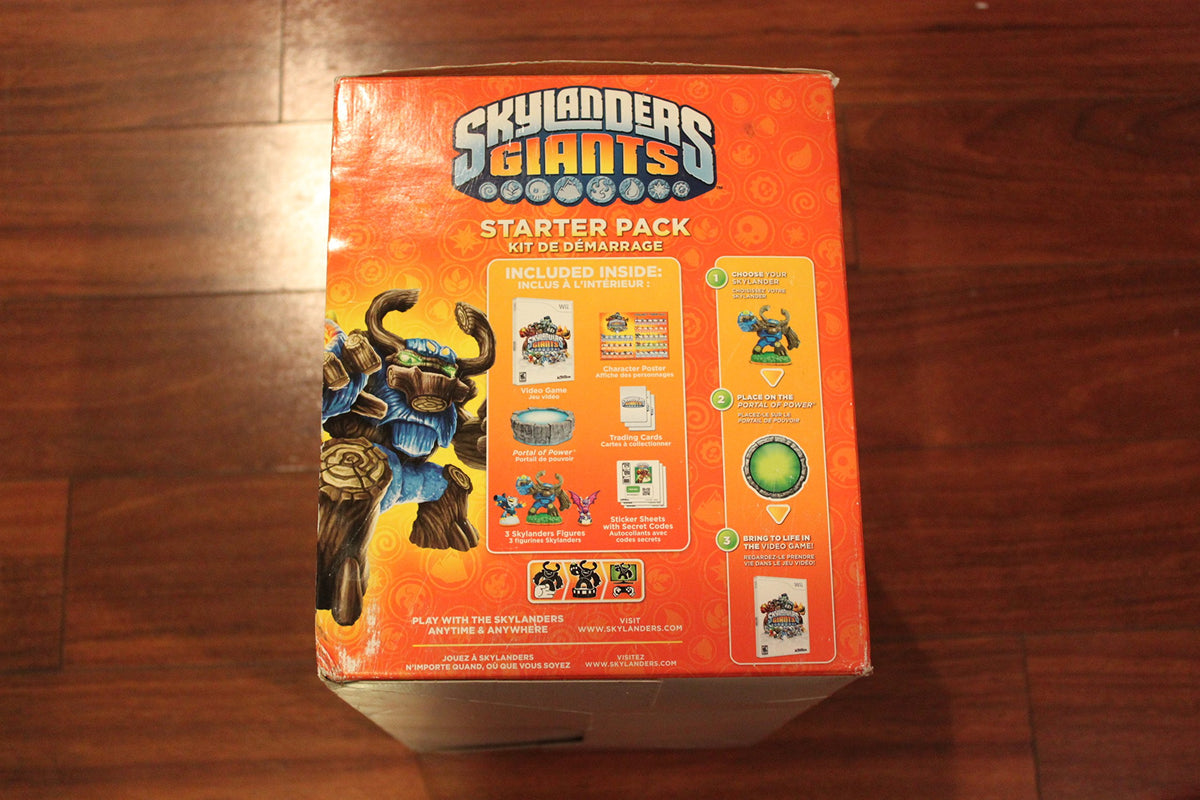 Nintendo Wii Console w/Skylanders Giants Starter Pack